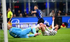 开云体育-热那亚客场逆转战胜对手，重返胜利轨道的简单介绍