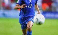 开云体育直播-包含意大利联赛球员个人荣誉备受推崇的词条