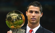 开云体育下载-奥运前哨战，切特关键接管破广东强压，灰熊式防守难阻新星崛起