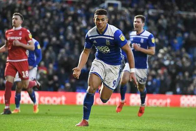 南安普敦客场激战谢菲联，艰难保住不败纪录