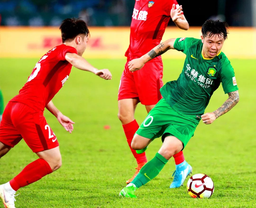 建业战胜申鑫，卡尔德克梅开二度帮助球队继续保持不败