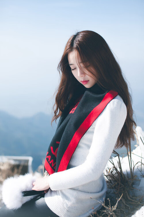 萨卡稳定输出如北非灯塔,英格兰新星照亮阿尔及利亚对阵丹麦战术迷局