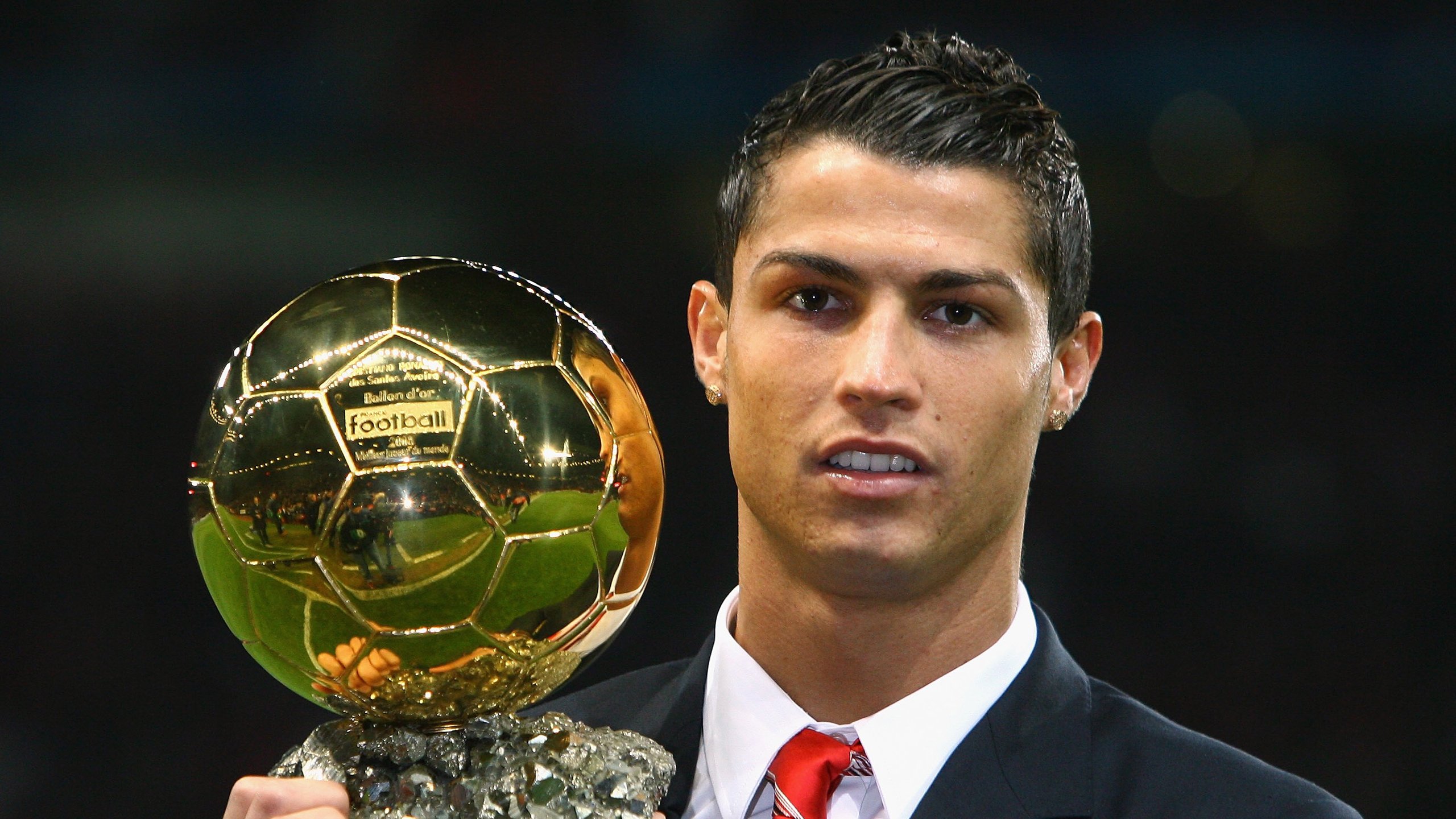 李刚仁的硬仗美学，当哥斯达黎加铁壁遇上瑞士军刀